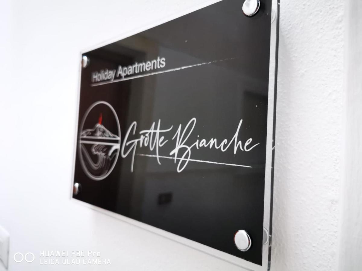 Centre Apartment Grotte Bianche CTA Exterior photo